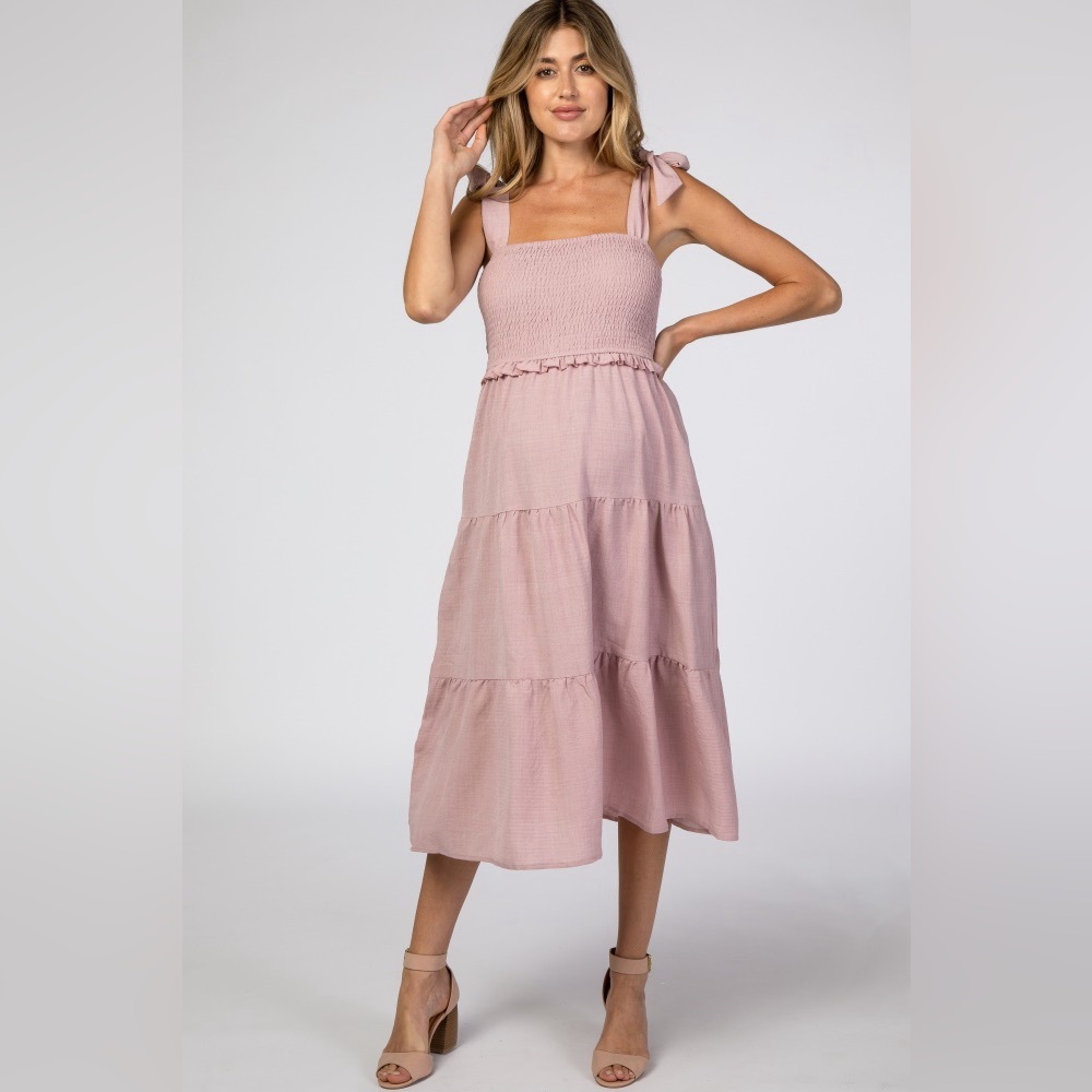 Listicle Mauve Smocked Dress